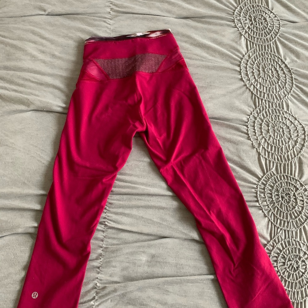 Lululemon Wunder Under crop legging